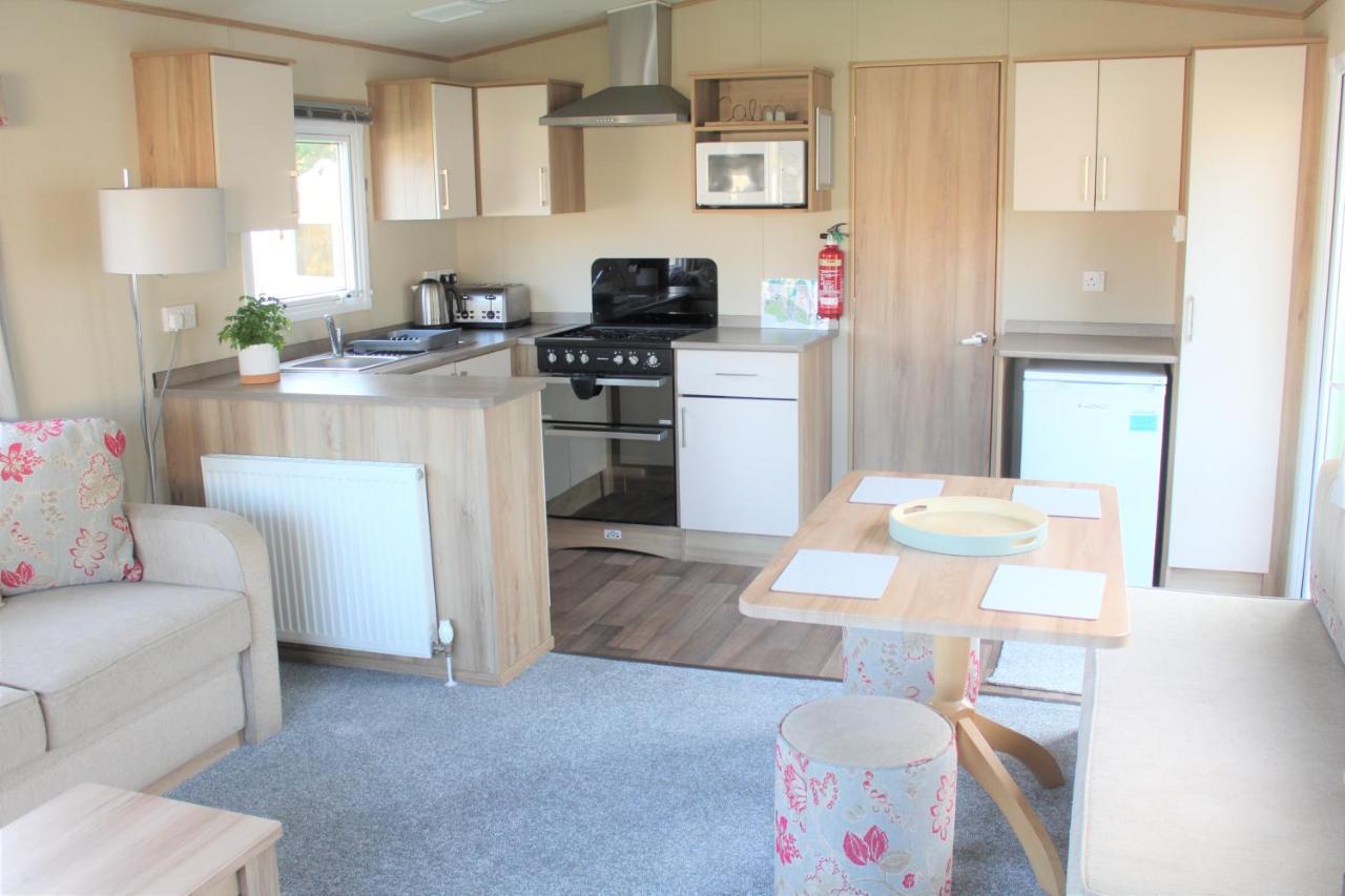 Newquay Bay Resort - Spacious - Sleeps 6 - Close To Porth Beach Exteriör bild