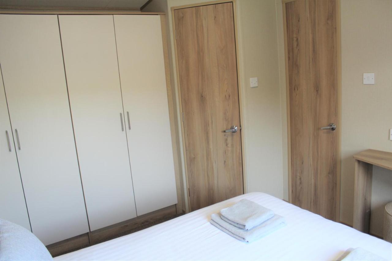 Newquay Bay Resort - Spacious - Sleeps 6 - Close To Porth Beach Exteriör bild