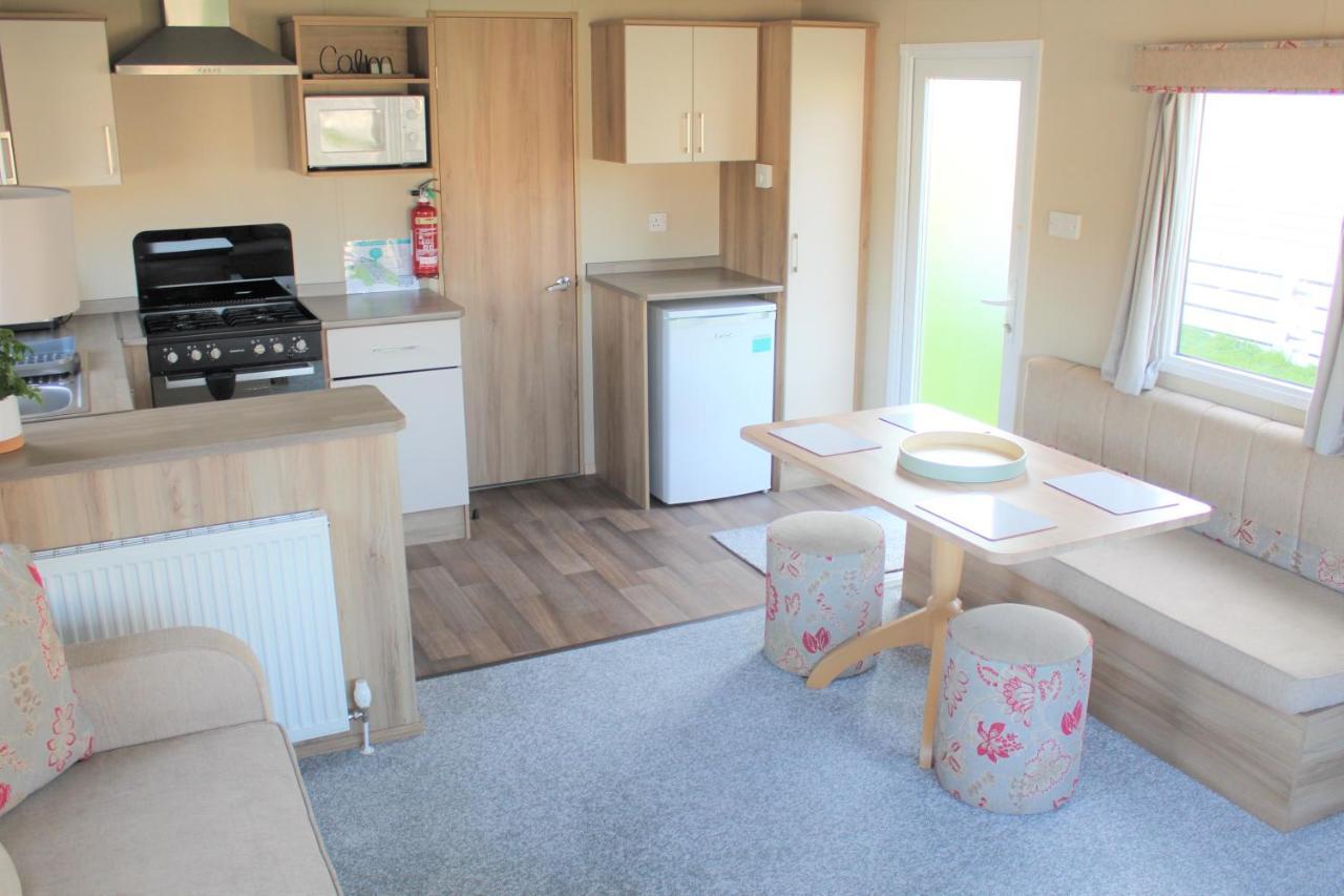 Newquay Bay Resort - Spacious - Sleeps 6 - Close To Porth Beach Exteriör bild