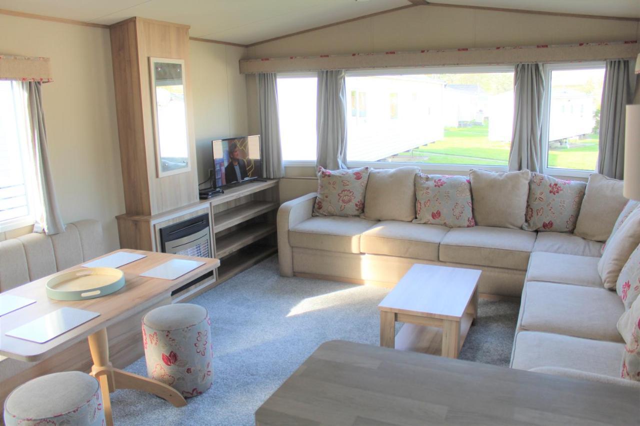 Newquay Bay Resort - Spacious - Sleeps 6 - Close To Porth Beach Exteriör bild