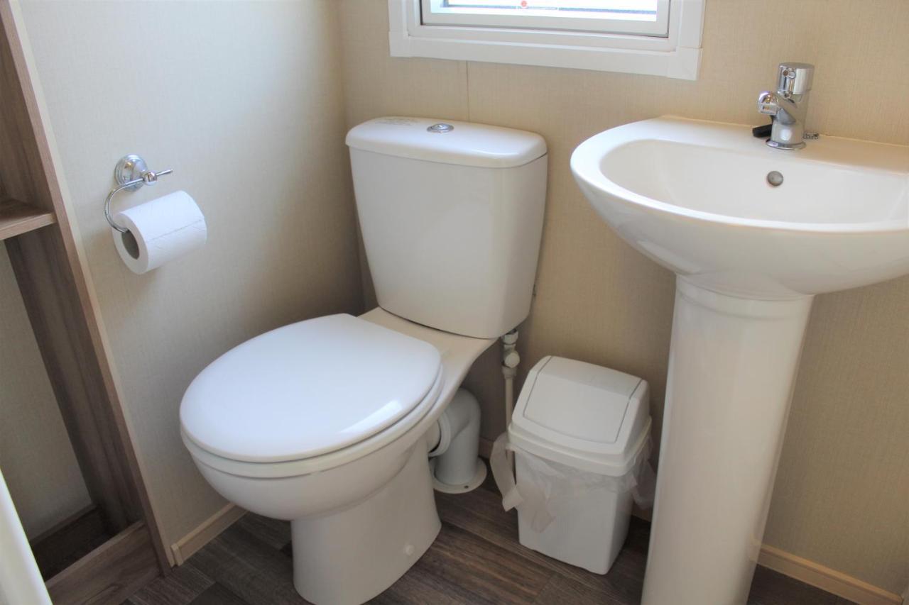 Newquay Bay Resort - Spacious - Sleeps 6 - Close To Porth Beach Exteriör bild